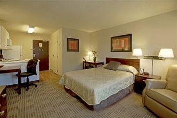 Extended America - Angeles - Long Airport Hotel 2*